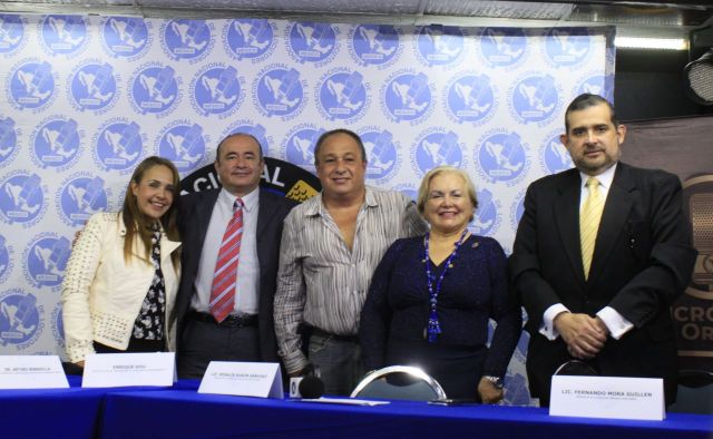  Enfermeras, periodistas, artistas y locutores están muriendo de hambre no sólo por Covid-19