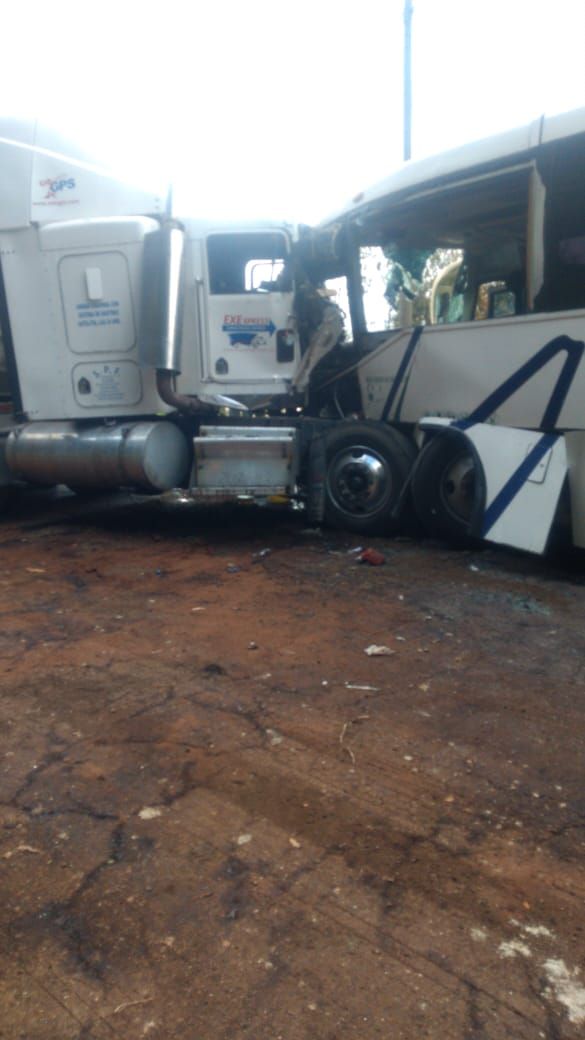 Carambola deja 17 lesionados en la Toluca-Naucalpan