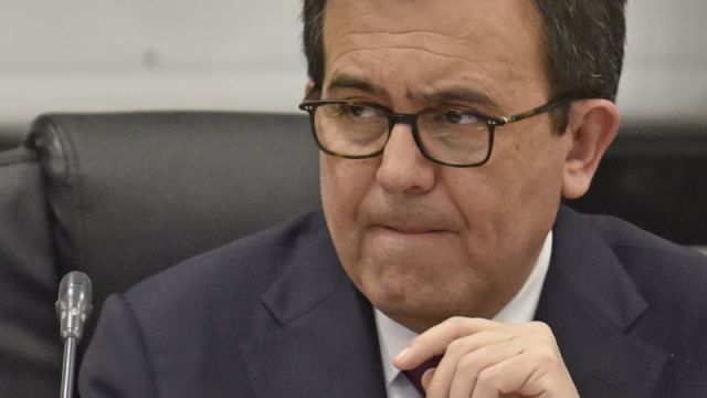 Persecución política, cortina de humo