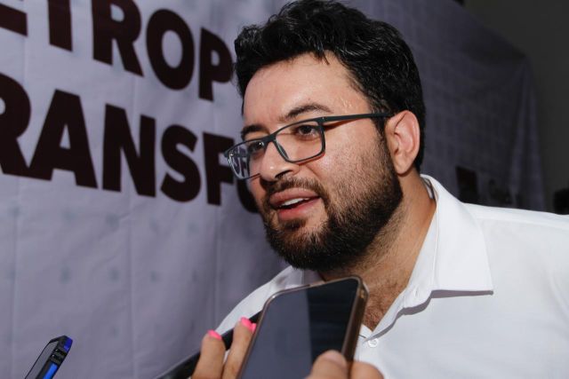 Isaac Montoya invita a la alcaldesa naucalpense al diálogo para acelerar el proceso de transición