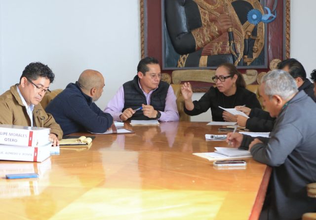 Instala Azucena Cisneros Gabinete del Agua