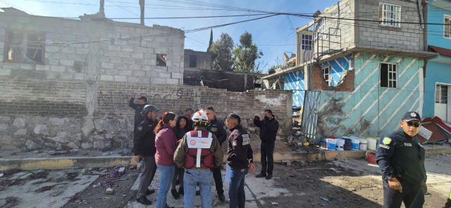 Gobiernos Federal, estatal y municipal  coordinan atención a familias afectadas por explosión en Chimalhuacán 