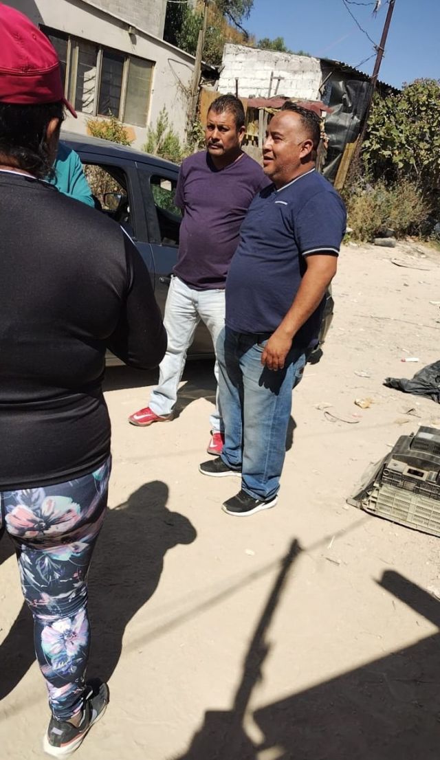 Supuestos fraccionadores de la colonia Adolfo López Mateos intentan desalojar a familias de la calle Pelícanos