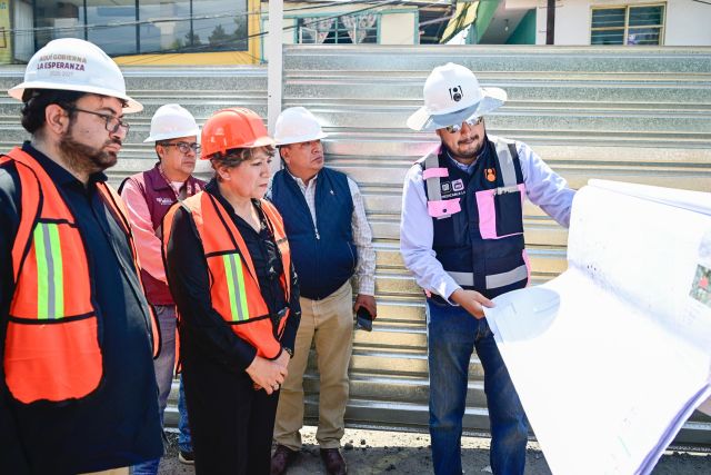 Supervisa Delfina Gómez obras de la Línea III del Mexicable de Naucalpan